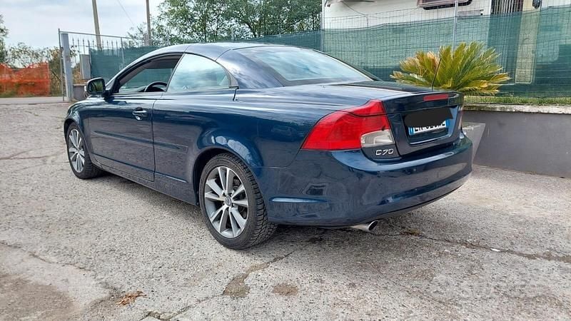 Usata Volvo C70 150 CV (110 kW) 2012 Blu Cabrio