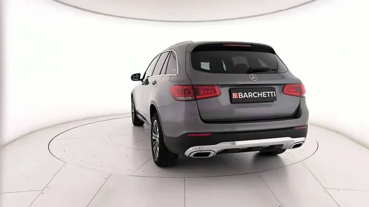 Usata Mercedes GLC200 Business 163 CV (119 kW) 2022 Grigio SUV