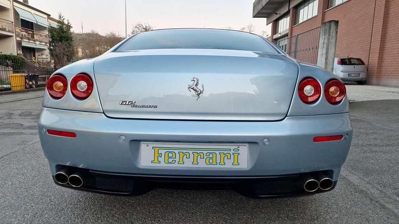 Usata Ferrari 612 540 CV (397 kW) 2004 Grigio alloy 750 Coupé