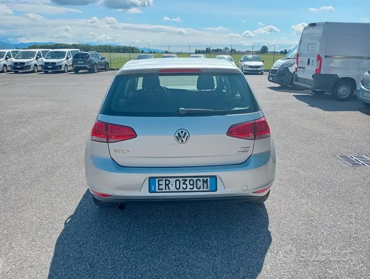 Usata VW Golf VII 105 CV (77 kW) 2013 Grigio Berlina