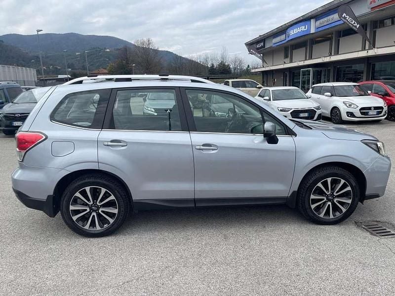 Usata Subaru Forester Sport 147 CV (108 kW) 2018 Argento SUV