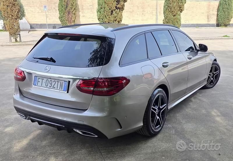 Usata Mercedes C220 Premium 194 CV (142 kW) 2019 Grigio Station wagon