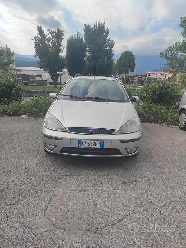 Grigio Usata 2003 Ford Focus Station wagon | 1000 € - Immagine 1/3