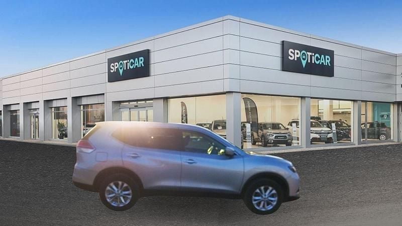 Używany Nissan X-Trail Tekna 131 KM (96 kW) 2017 Srebrny SUV