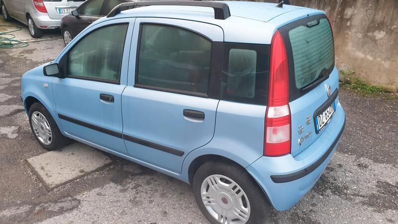 Usata Fiat Panda Dynamic 60 CV (44 kW) 2010 Blu Utilitaria