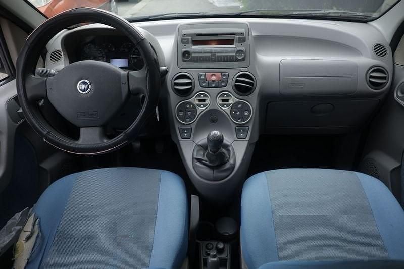 Usata Fiat Panda Emotion 69 CV (50 kW) 2005 Rosso Utilitaria