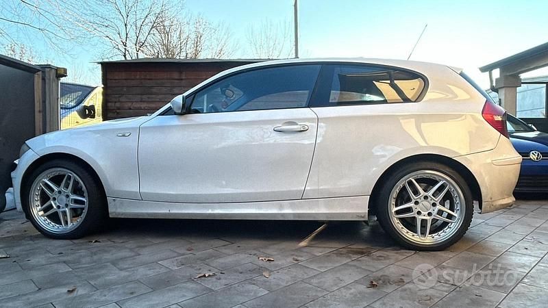 Używany BMW 118 2009 Hatchback