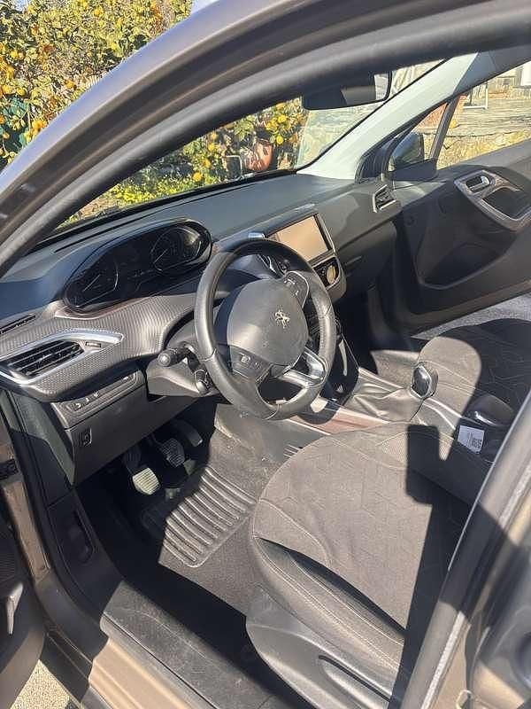 Gebraucht Peugeot 2008 Active 92 PS (67 kW) 2014 SUV