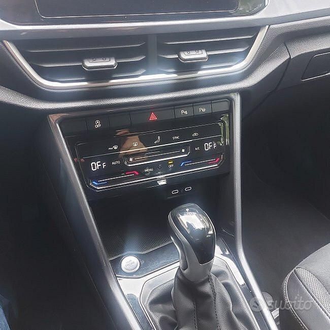 Usata VW T-Roc Style 150 CV (110 kW) 2022 Bianco SUV