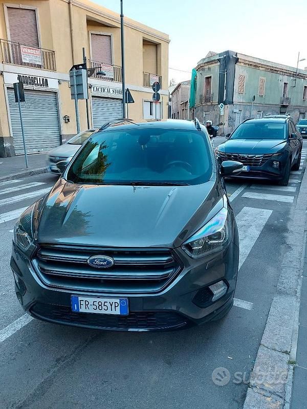 Usata Ford Kuga ST 2018 Grigio SUV