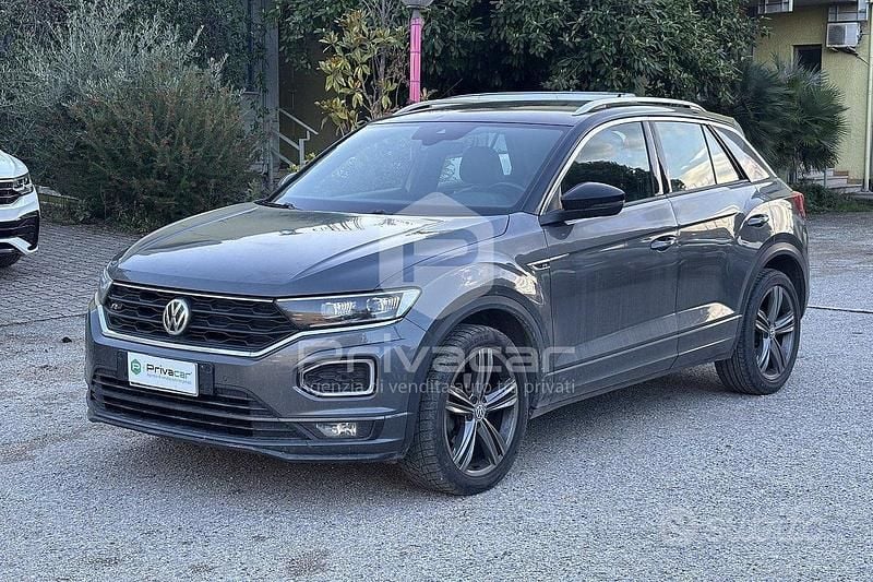 Usata VW T-Roc Business 116 CV (85 kW) 2019 Grigio SUV