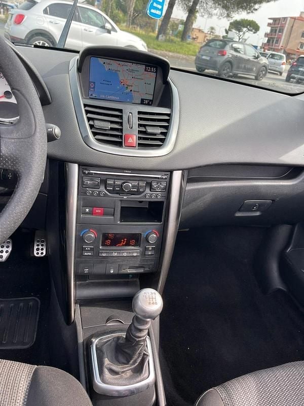 Usata Peugeot 207 CC 112 CV (82 kW) 2011 Grigio Cabrio