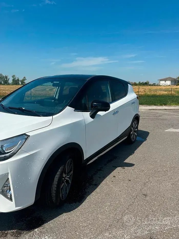 Usata EVO Evo 4 114 CV (83 kW) 2021 Bianco SUV