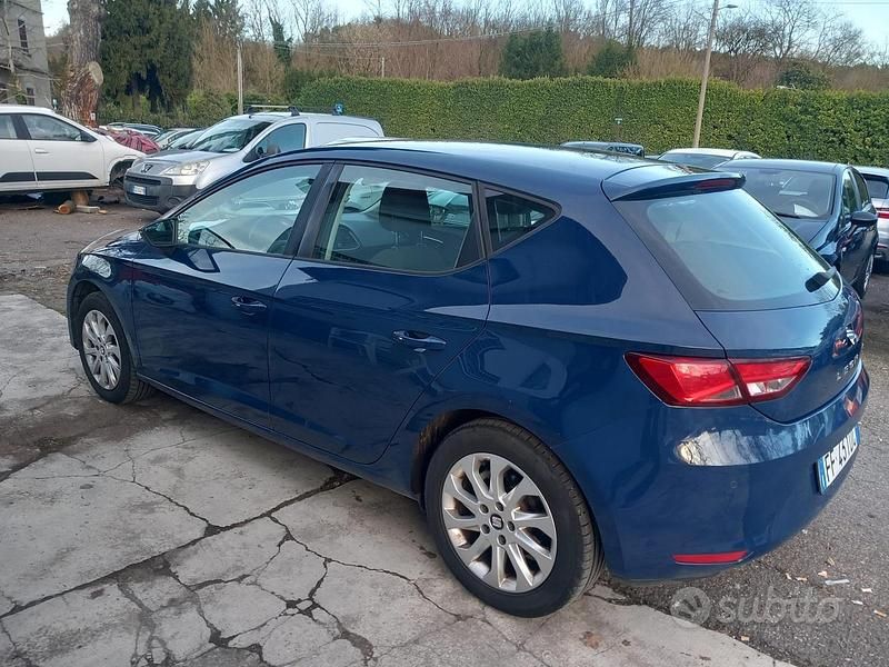 Usata Seat Leon Style 110 CV (80 kW) 2016 Blu Berlina