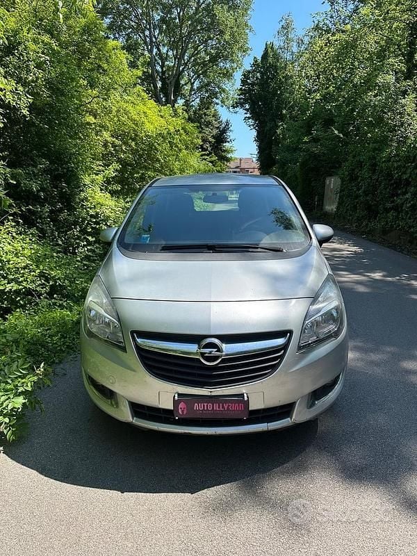 Usata Opel Meriva Cosmo 120 CV (88 kW) 2015 Grigio Monovolume