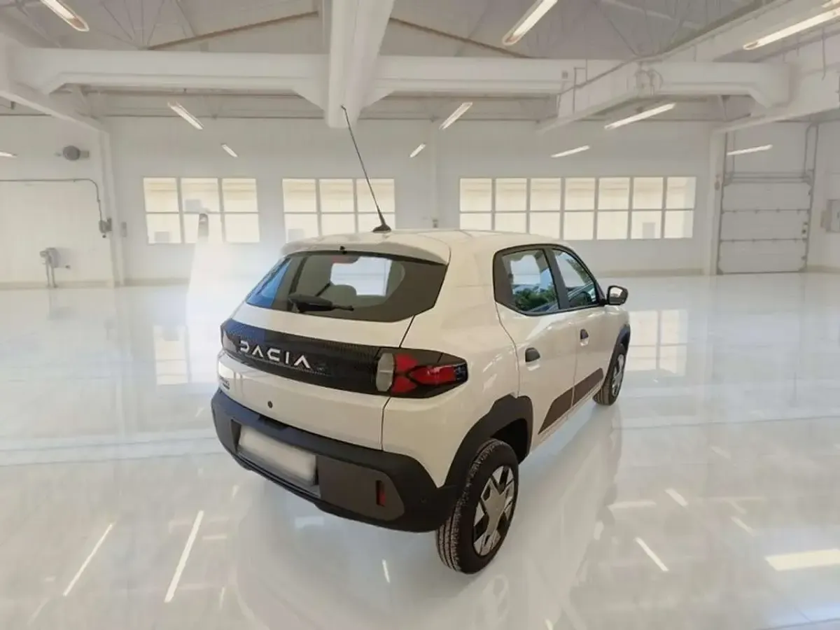 Usata Dacia Spring Business 19 kW (26 CV) 2025 Bianco Utilitaria