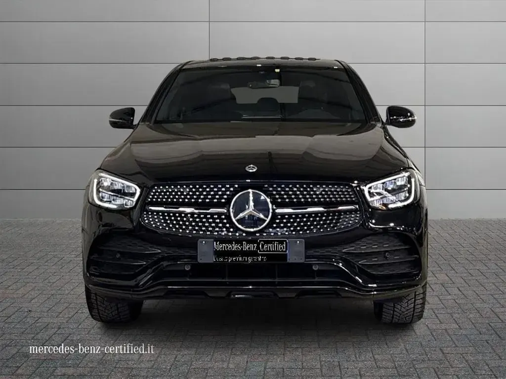 Usata Mercedes GLC300e Premium 211 CV (155 kW) 2022 Nero ossidiana Coupé