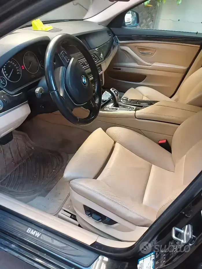 Usata BMW 520 184 CV (135 kW) 2010 Nero Station wagon