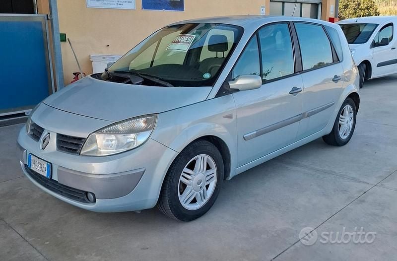 Usata Renault Scénic 2003 Grigio Monovolume