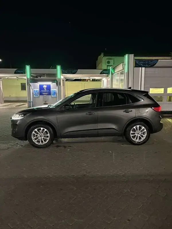 Usata Ford Kuga Titanium 150 CV (110 kW) 2020 SUV