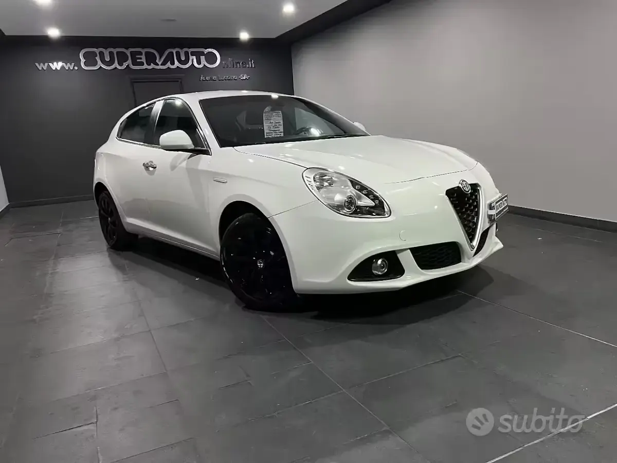Usata Alfa Romeo Giulietta 120 CV (88 kW) 2017 Bianco Utilitaria