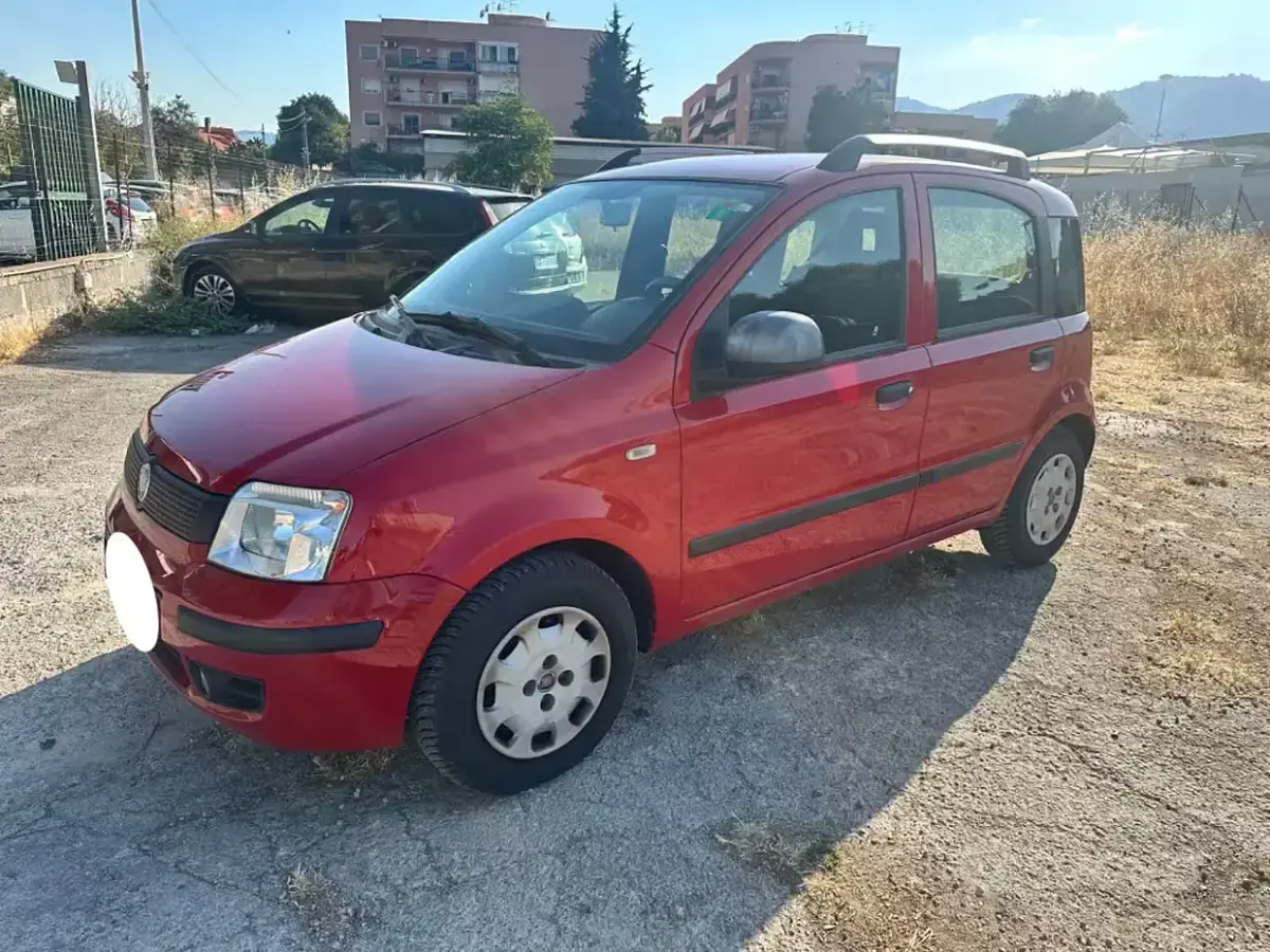 Usata Fiat Panda Dynamic 69 CV (50 kW) 2012 Rosso Utilitaria