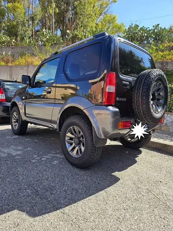 Usata Suzuki Jimny 86 CV (63 kW) 2017 Nero SUV