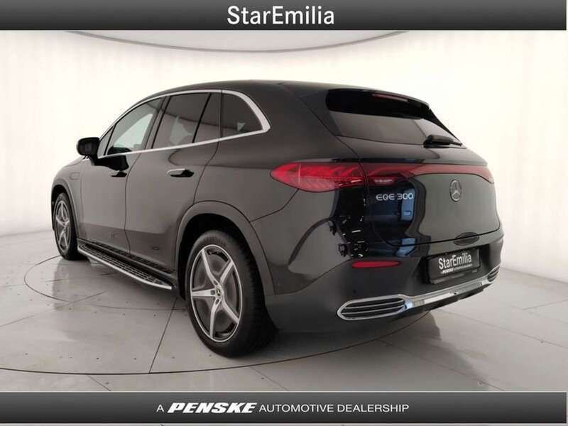 Usata Mercedes EQE300 Advanced Plus 108 kW (148 CV) 2024 Nero SUV