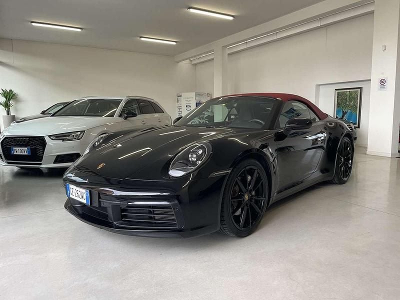 Usata Porsche 911 Carrera Cabriolet 385 CV (283 kW) 2021 Nero Cabrio