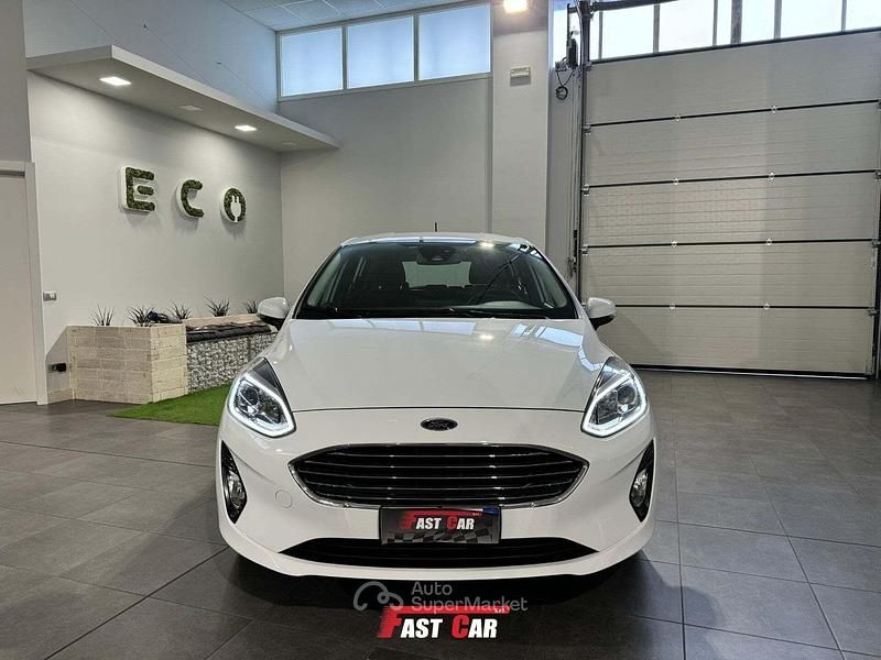 Usata Ford Fiesta Titanium 75 CV (55 kW) 2020 Bianco Utilitaria