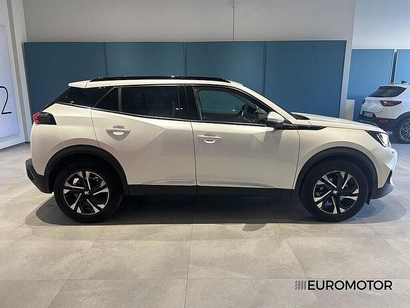 Usata Peugeot 2008 Allure 102 CV (75 kW) 2020 Bianco SUV