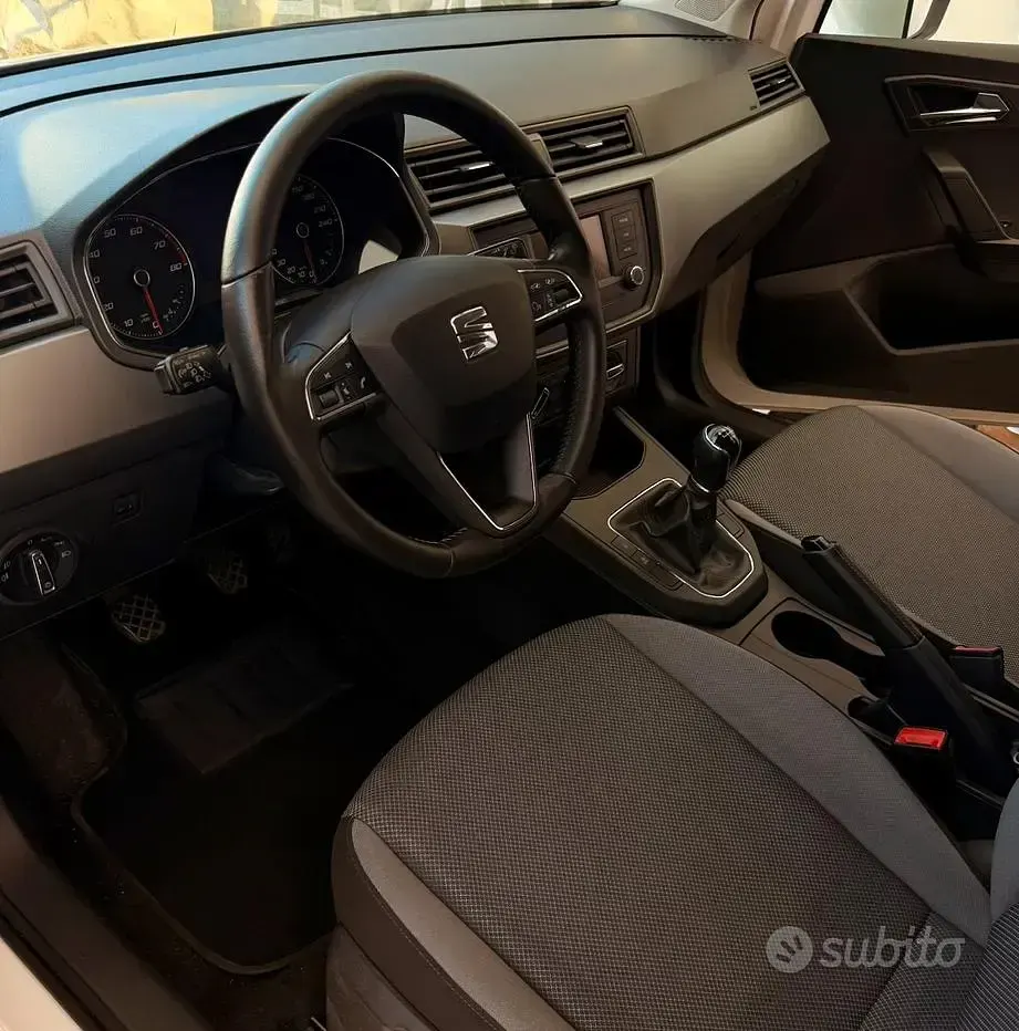 Usata Seat Ibiza 75 CV (55 kW) 2018 Bianco Utilitaria