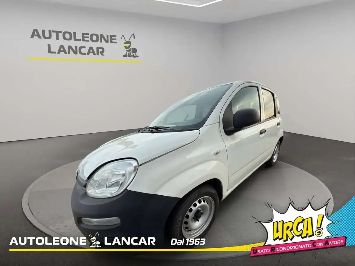 Usata Fiat Panda Pop 69 CV (50 kW) 2016 Bianco Utilitaria