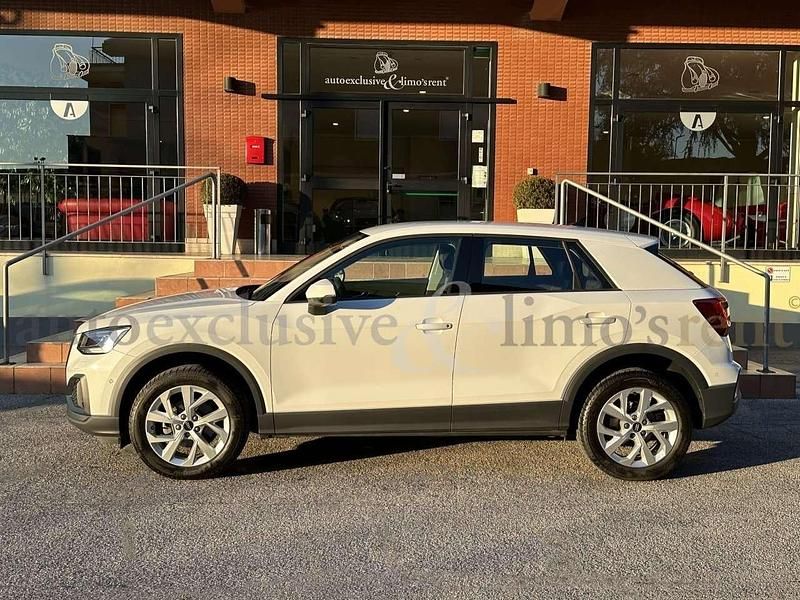 Usata Audi Q2 Advanced 150 CV (110 kW) 2022 Bianco ghiaccio metallizzato SUV