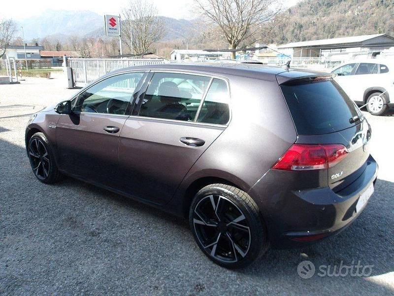 Usata VW Golf VII 86 CV (63 kW) 2015 Grigio scuro Berlina