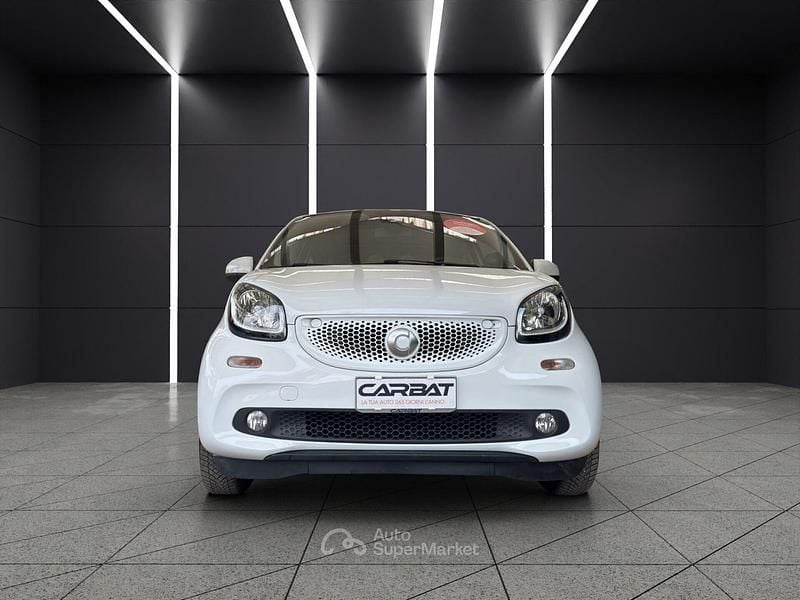 Usata Smart ForFour Passion 90 CV (66 kW) 2016 Bianco Utilitaria