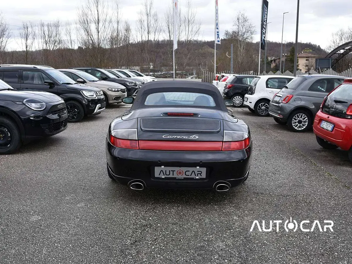 Usata Porsche 996 320 CV (235 kW) 2004 Nero Cabrio