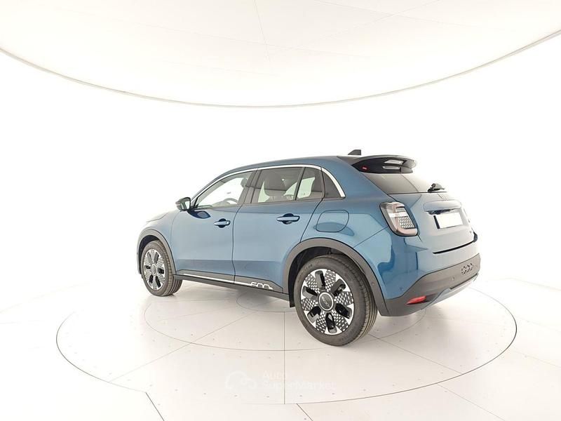 Usata Fiat 600 La Prima 110 CV (80 kW) 2025 Verde SUV