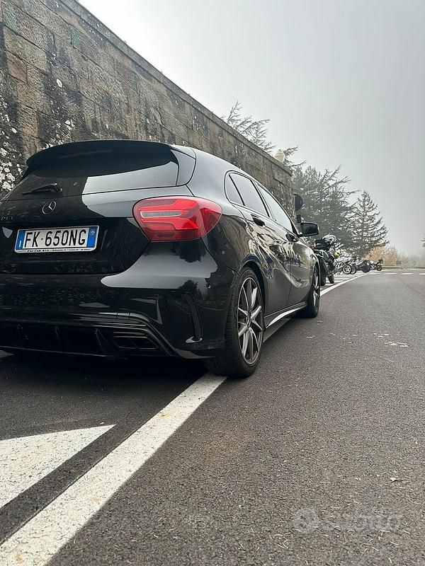 Usata Mercedes A45 AMG AMG 420 CV (308 kW) 2017 Nero