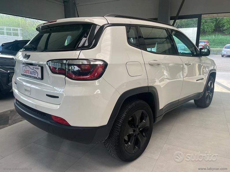 Usata Jeep Compass Night Eagle 140 CV (102 kW) 2019 Bianco SUV