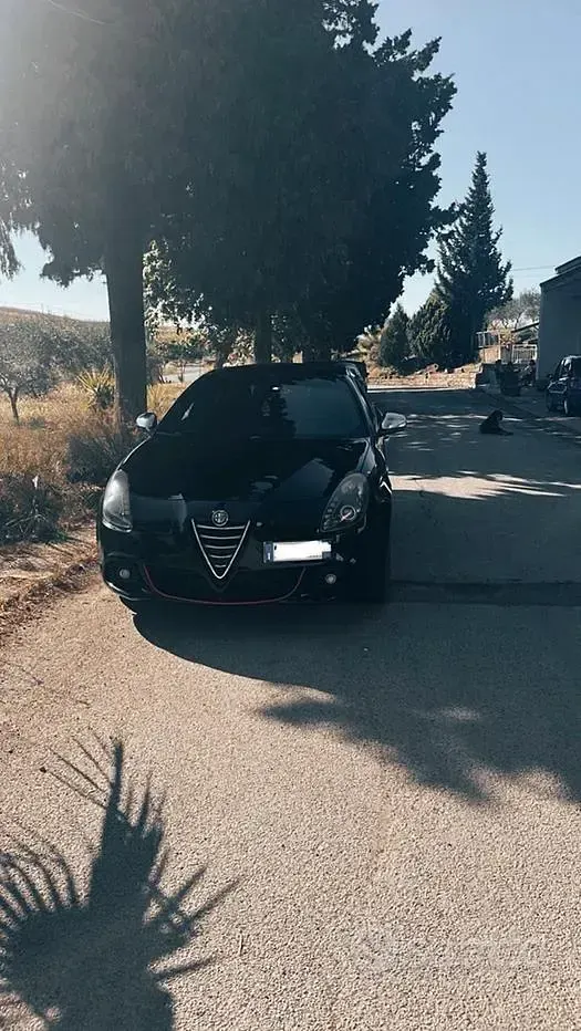 Usata Alfa Romeo Giulietta 140 CV (102 kW) 2012 Nero Utilitaria