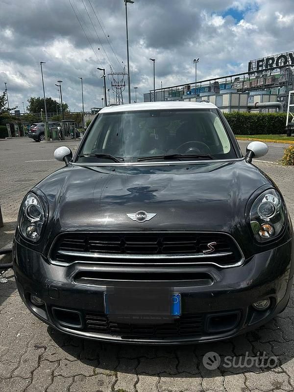 Usata Mini Countryman 143 CV (105 kW) 2015 Marrone SUV
