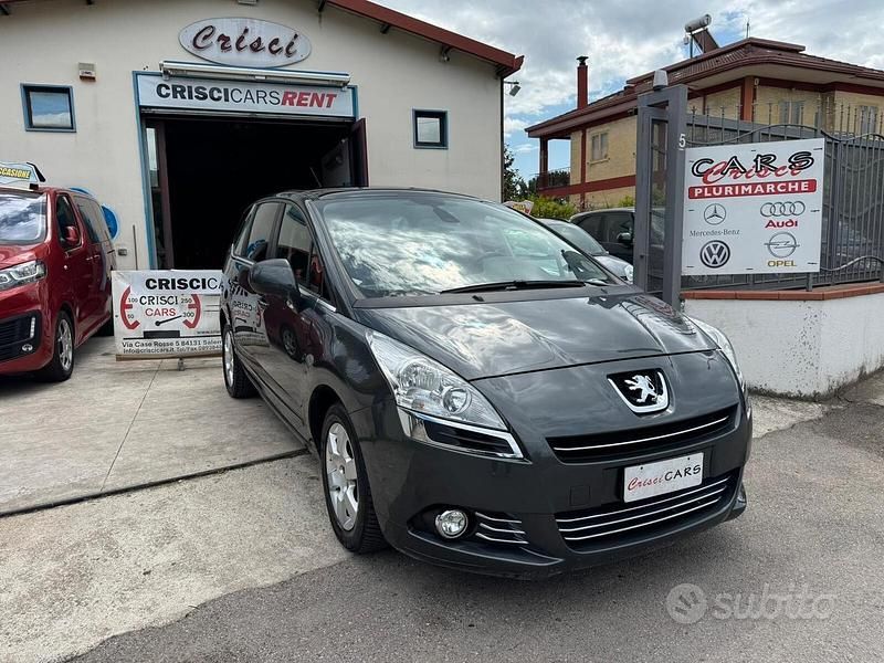 Usata Peugeot 5008 Premium 120 CV (88 kW) 2010 Nero Monovolume