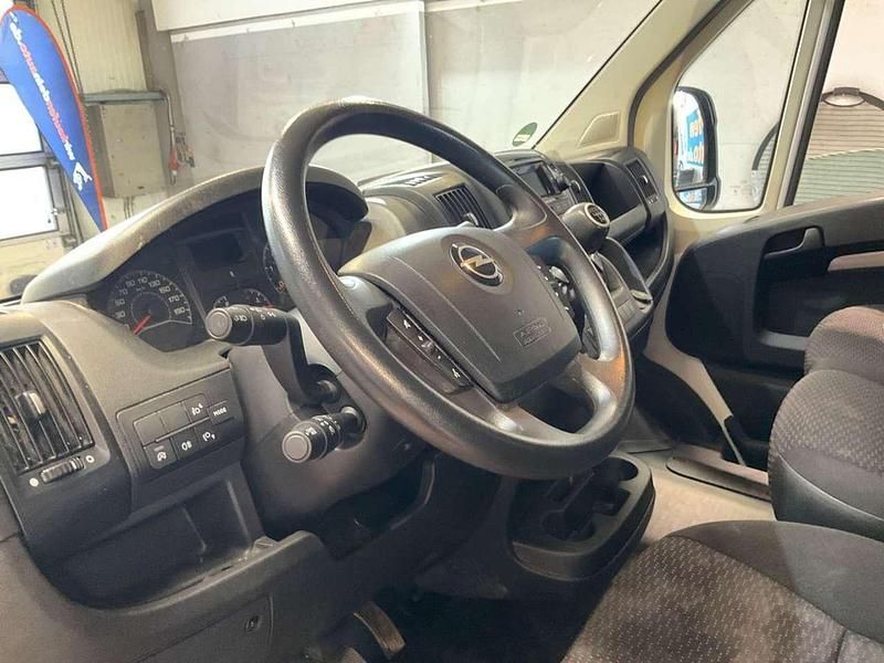 Usata Opel Movano 140 CV (102 kW) 2024 Bianco Furgone