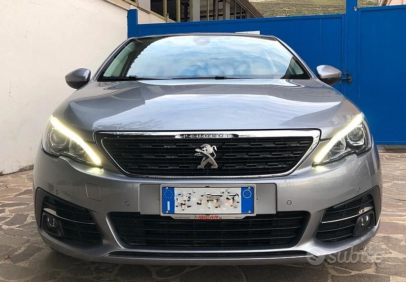 Usata Peugeot 308 Business-Line 177 CV (130 kW) 2021 Argento Berlina
