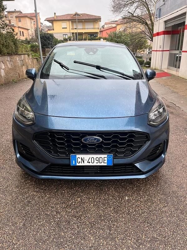 Blu Usata 2022 Ford Fiesta ST-Line Berlina | 16.900 € (Buon prezzo) - Immagine 1/4