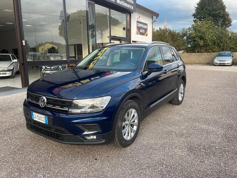 Usata VW Tiguan Business 149 CV (109 kW) 2020 Blu SUV