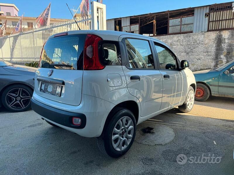 Usato 2015 Fiat Panda 0.9 CNG_Hybrid 85 CV (5.300 €)