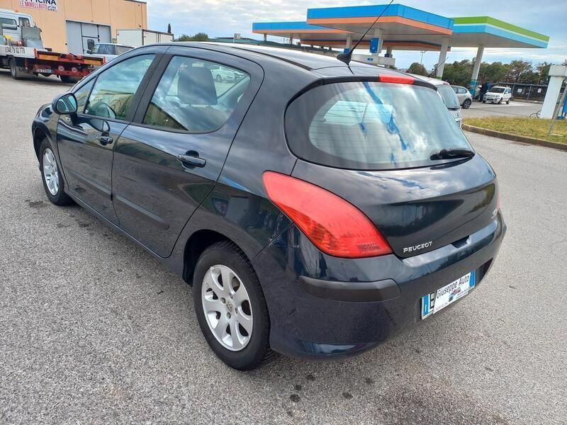 Usata Peugeot 308 92 CV (67 kW) 2011 Grigio Berlina