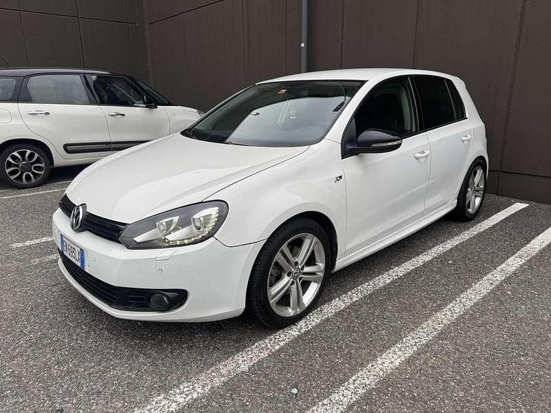 Usata VW Golf VII Highline 140 CV (102 kW) 2012 Berlina